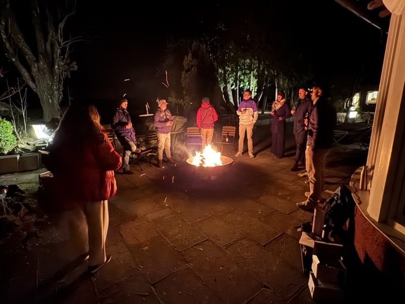 Lagerfeuer am Abend